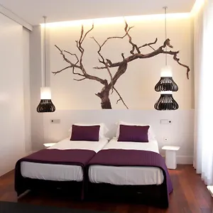 Hotel Khu, Granada