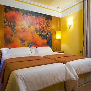 Hotel Gran Via 44, Granada